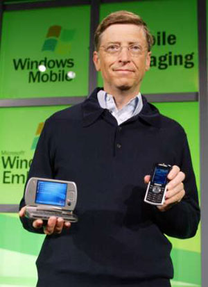 Bill Gates se Samsung SGH-i300 a HTC Universal