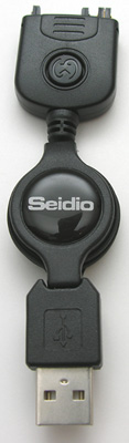 Obr.2 – Seidio Treo 650 Retractable Sync & Charger USB Cable