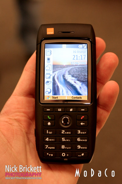 Orange SPV C700