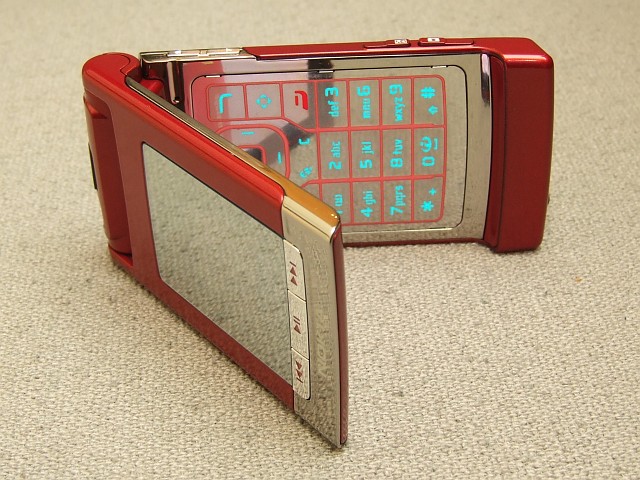 Nokia N76